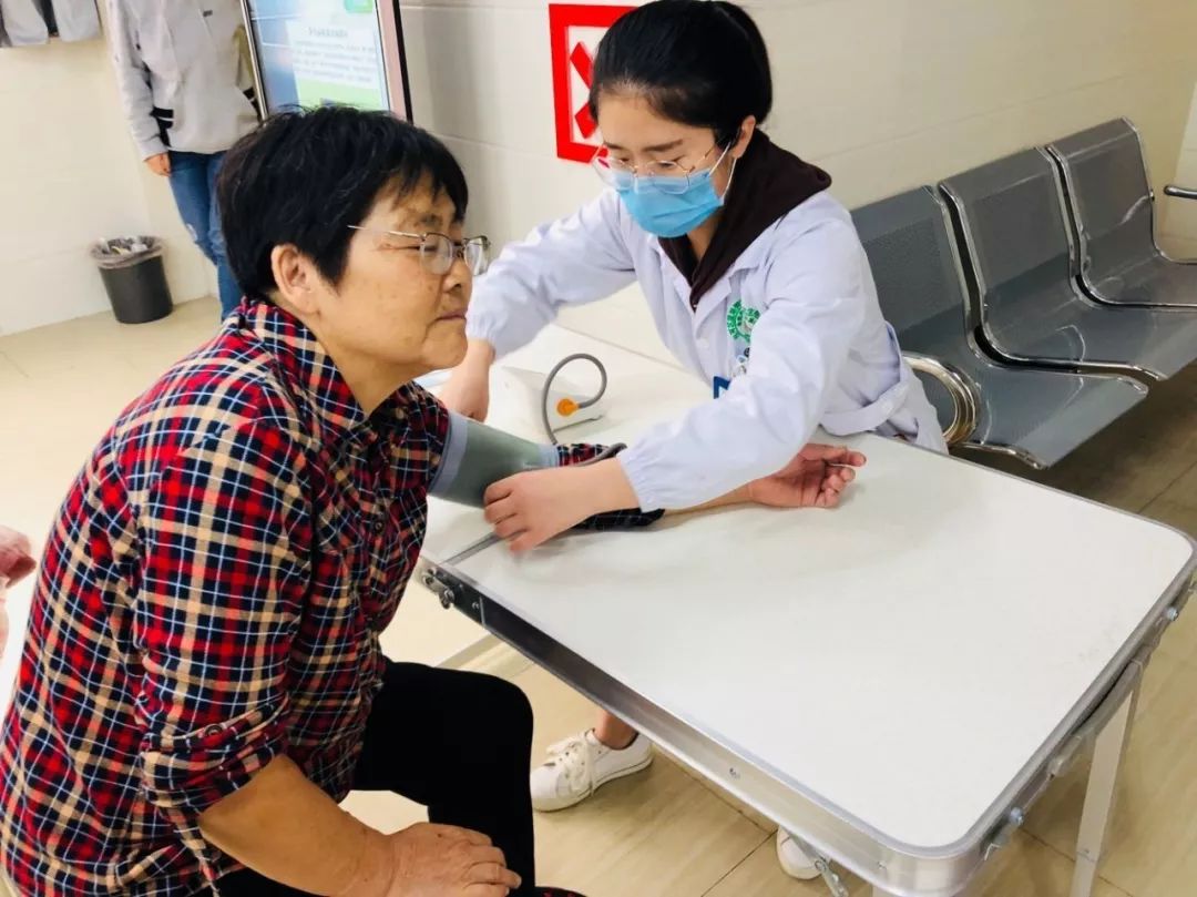 清淡饮食还发胖?这些“隐形刺客”藏不住了 | 健康素养加油站